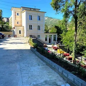 r-hotel.albaniahotels.org/